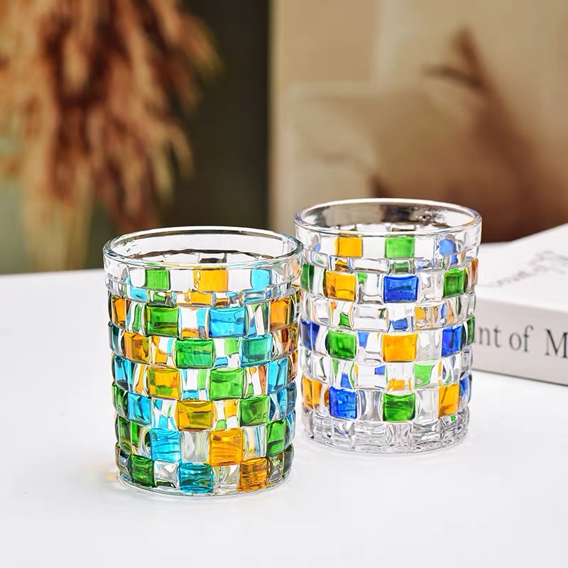 Pahar de bere cu whisky creativ în stil european cu model în carouri colorate